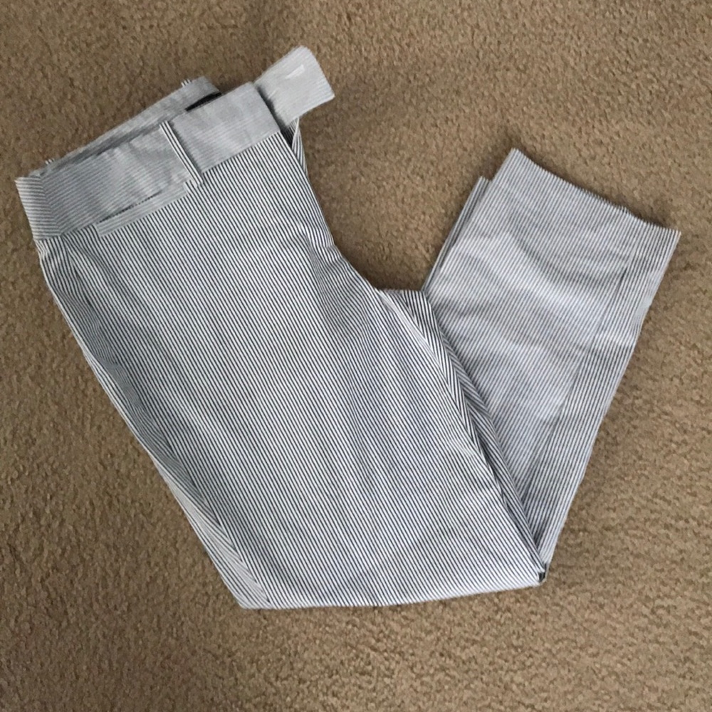 NWOT Ann Taylor chinos!